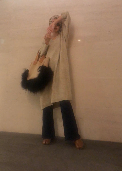 V-neck long knit