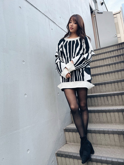 cut sleeve knit