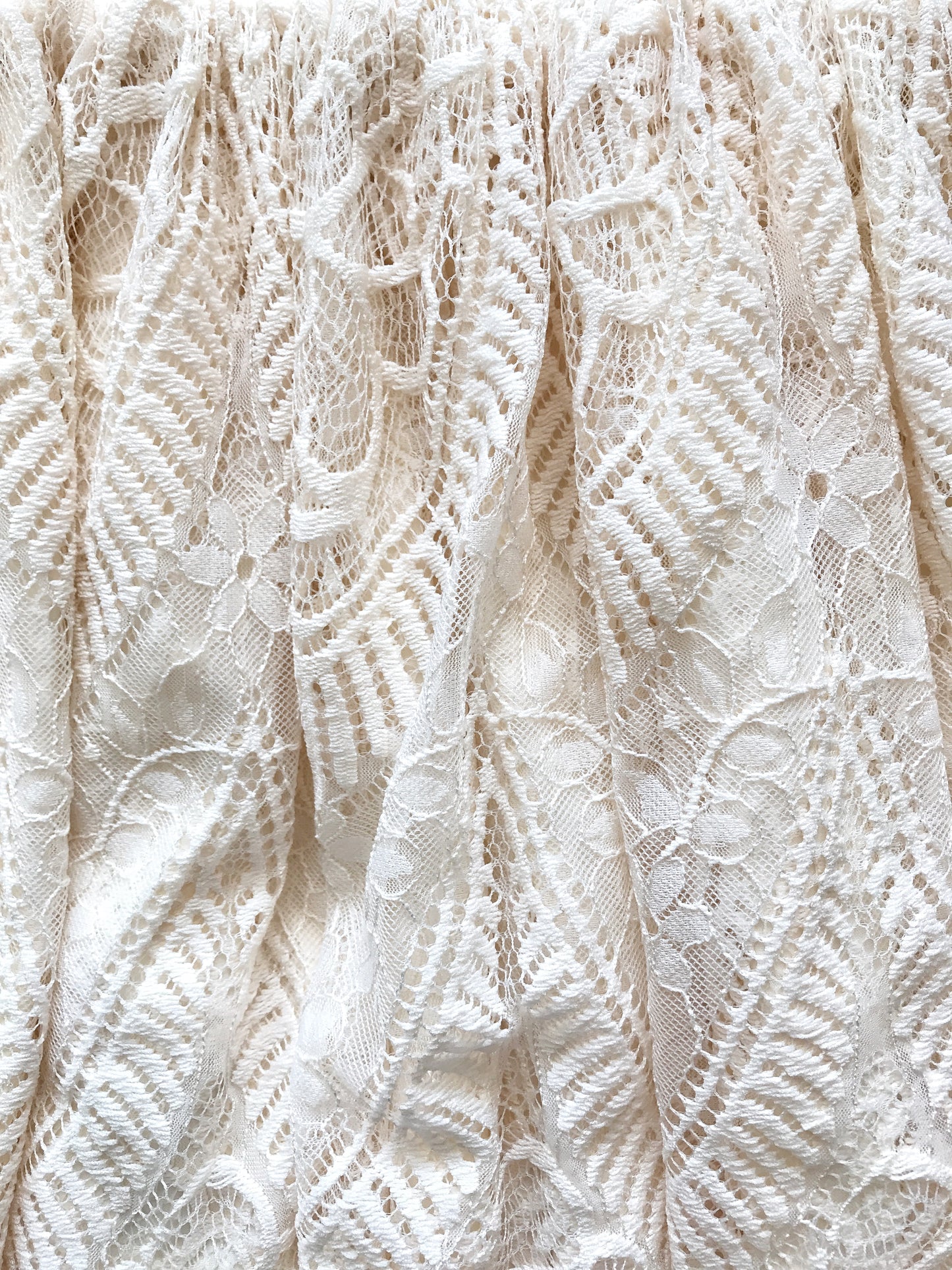 Lace design skirt
