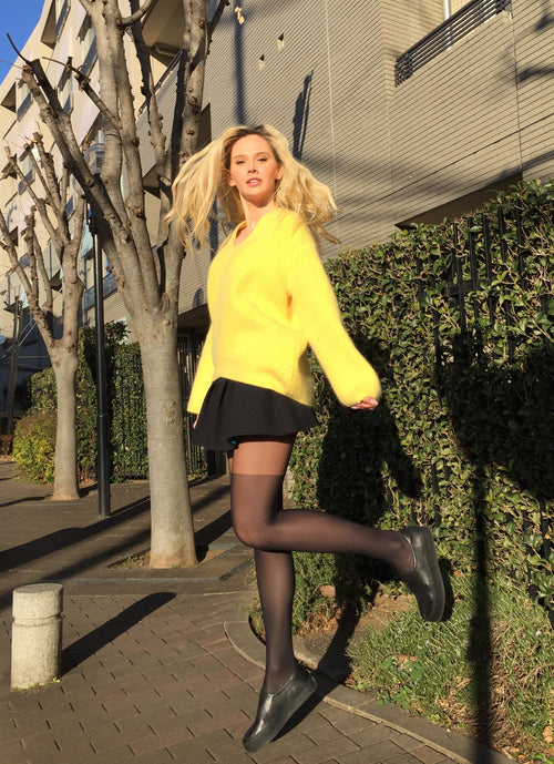 V-neck knit p/o