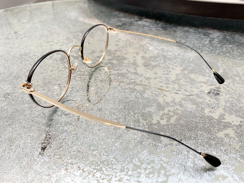 Thin frames glasses
