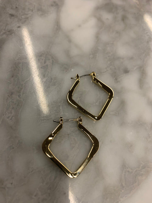 square pierce