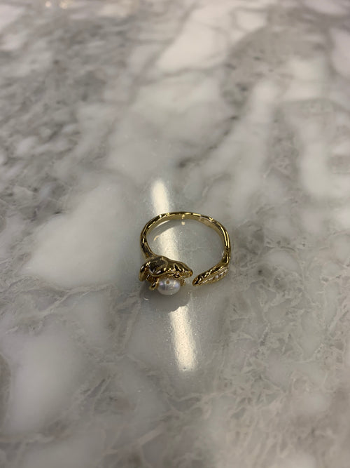 Pearl Gold Ring