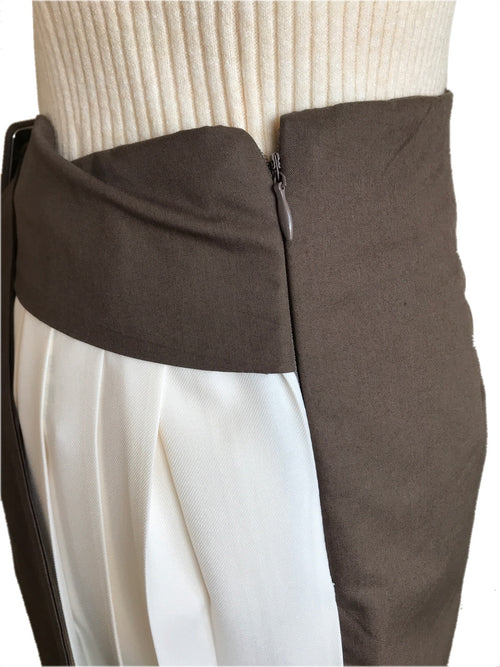Pleats docking skirt [BLACK/BROWN]