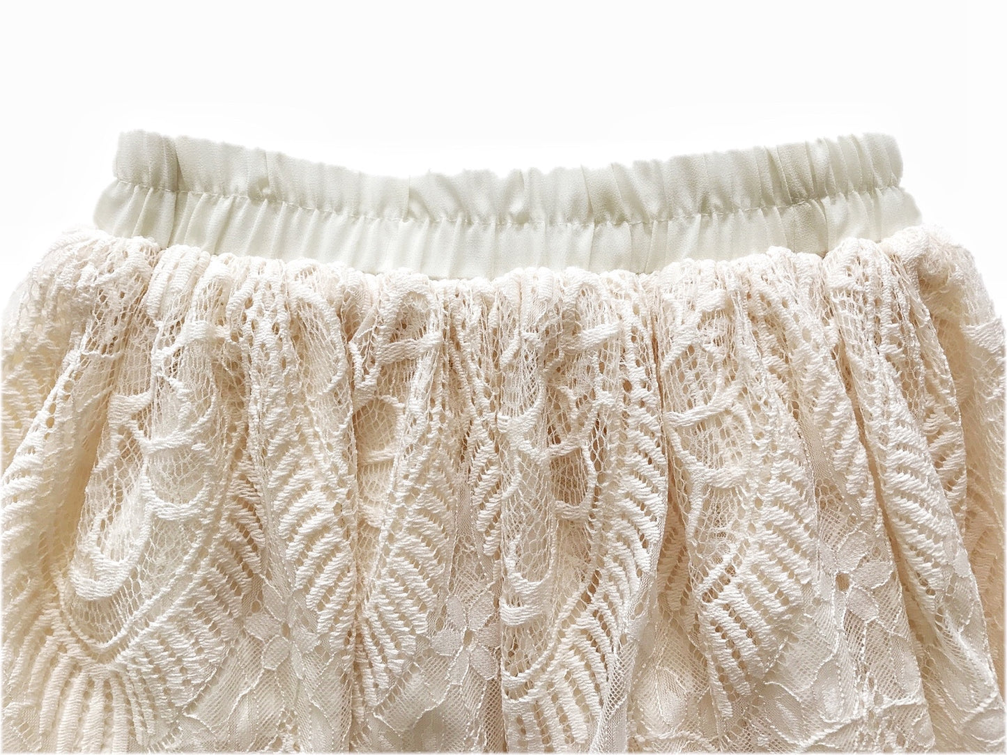 Lace design skirt