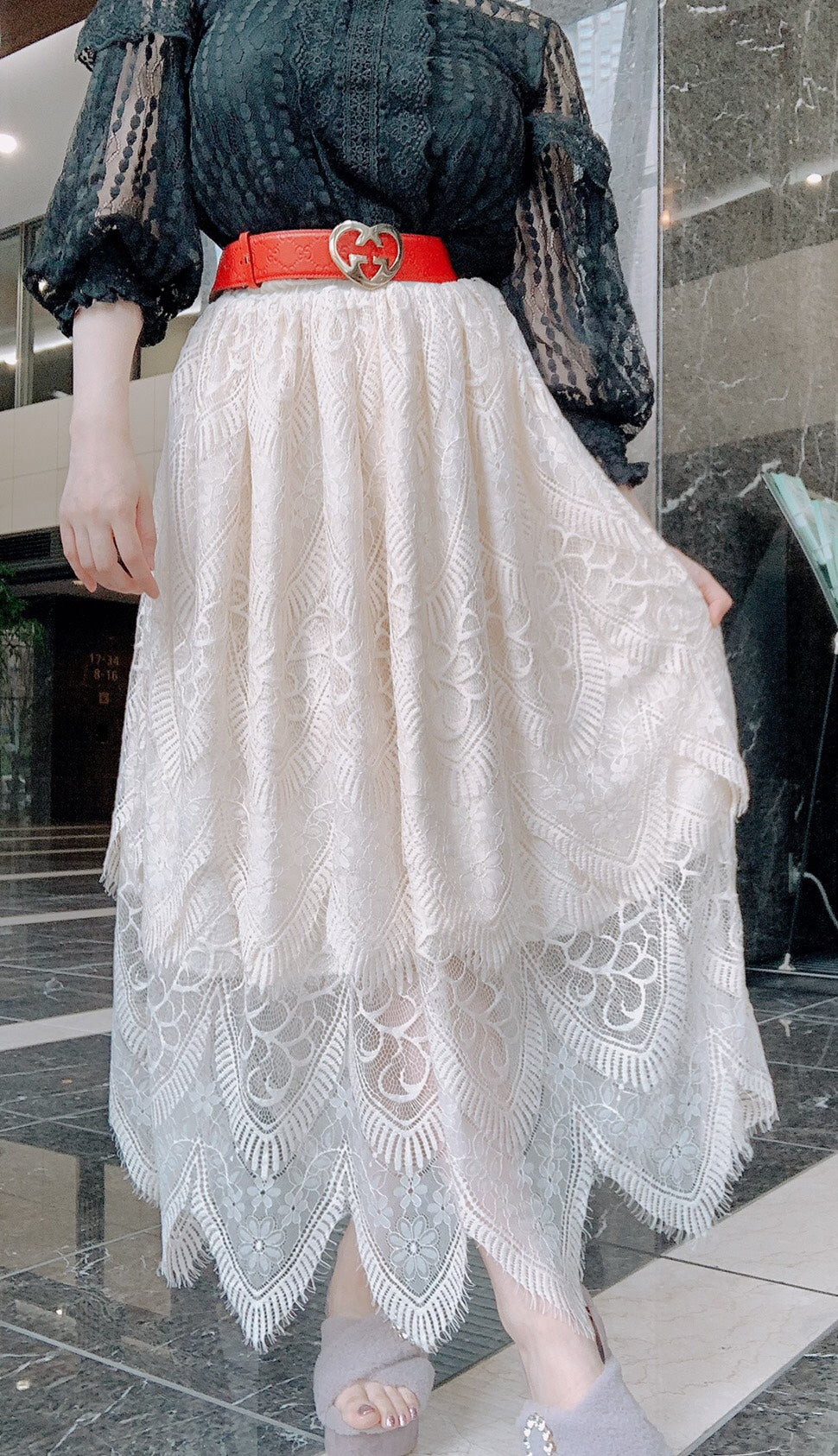 Lace design skirt