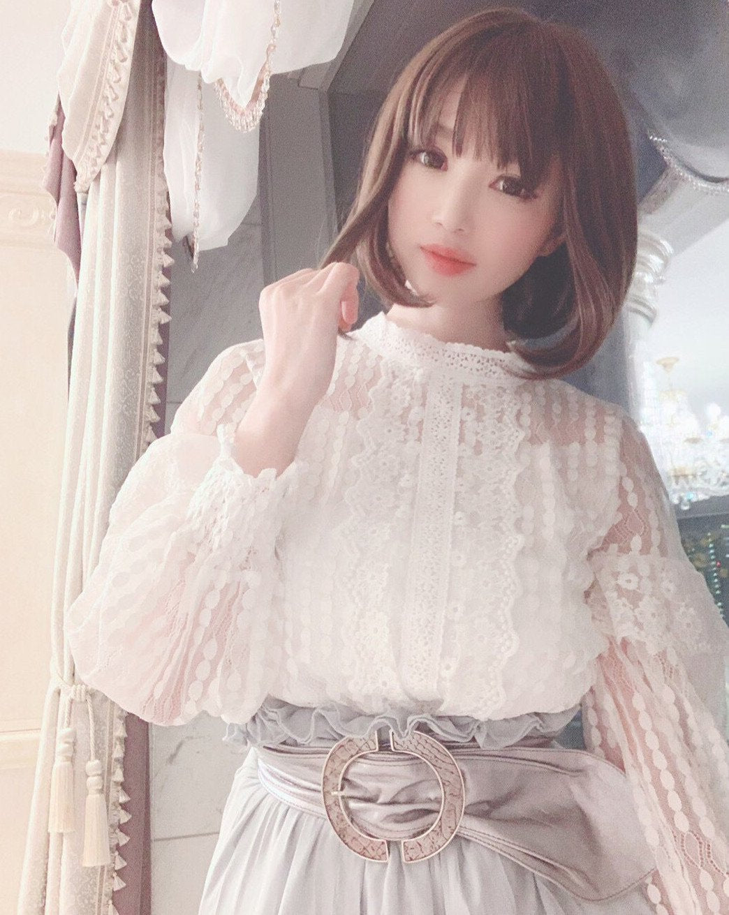 Classical lace blouse [WHITE/BLACK]